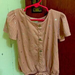 Girls gently used shirt size 6